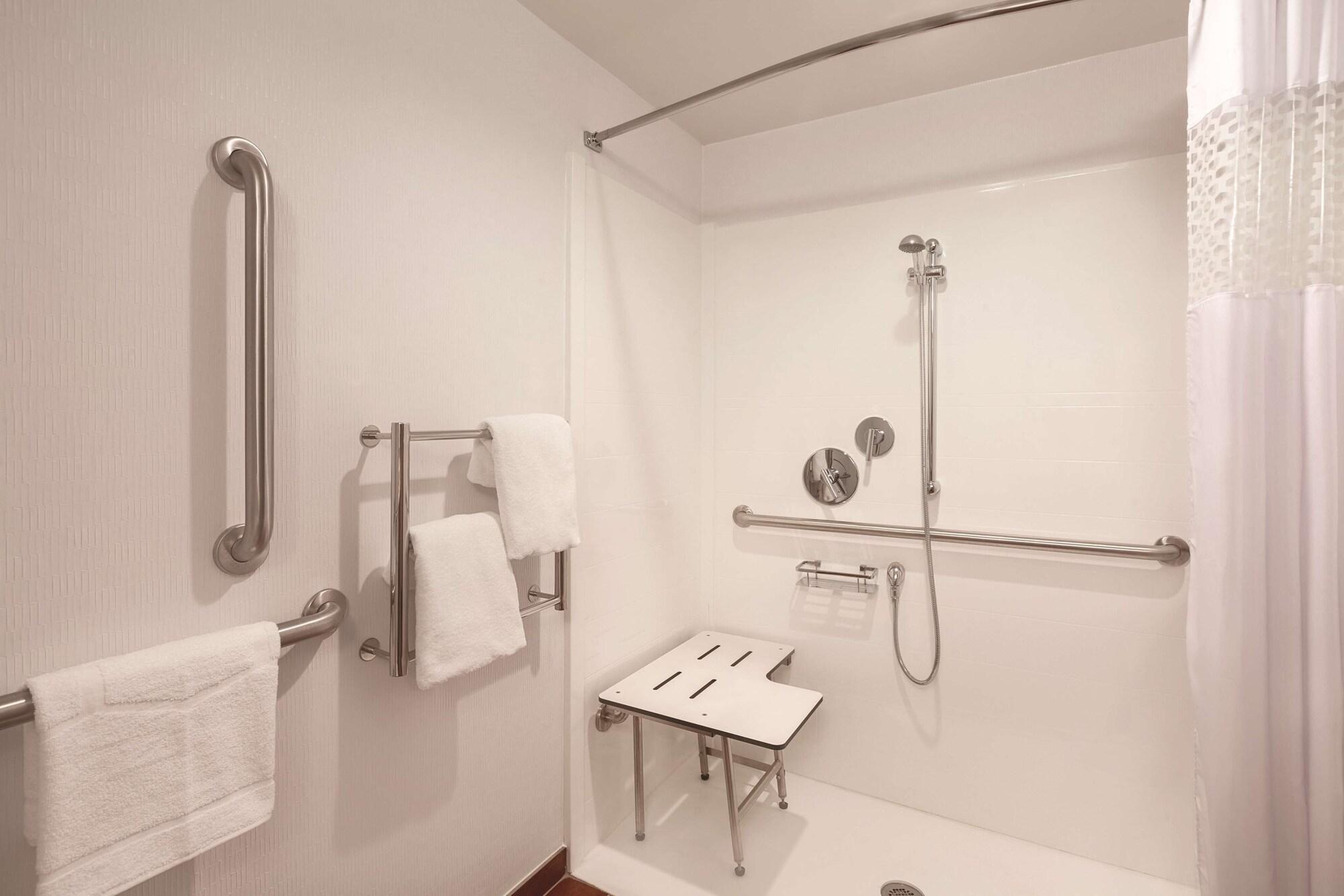 Hampton Inn Des Moines-Airport Extérieur photo
