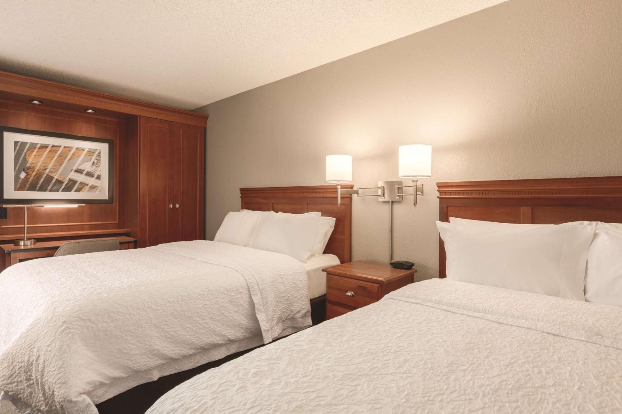 Hampton Inn Des Moines-Airport Extérieur photo