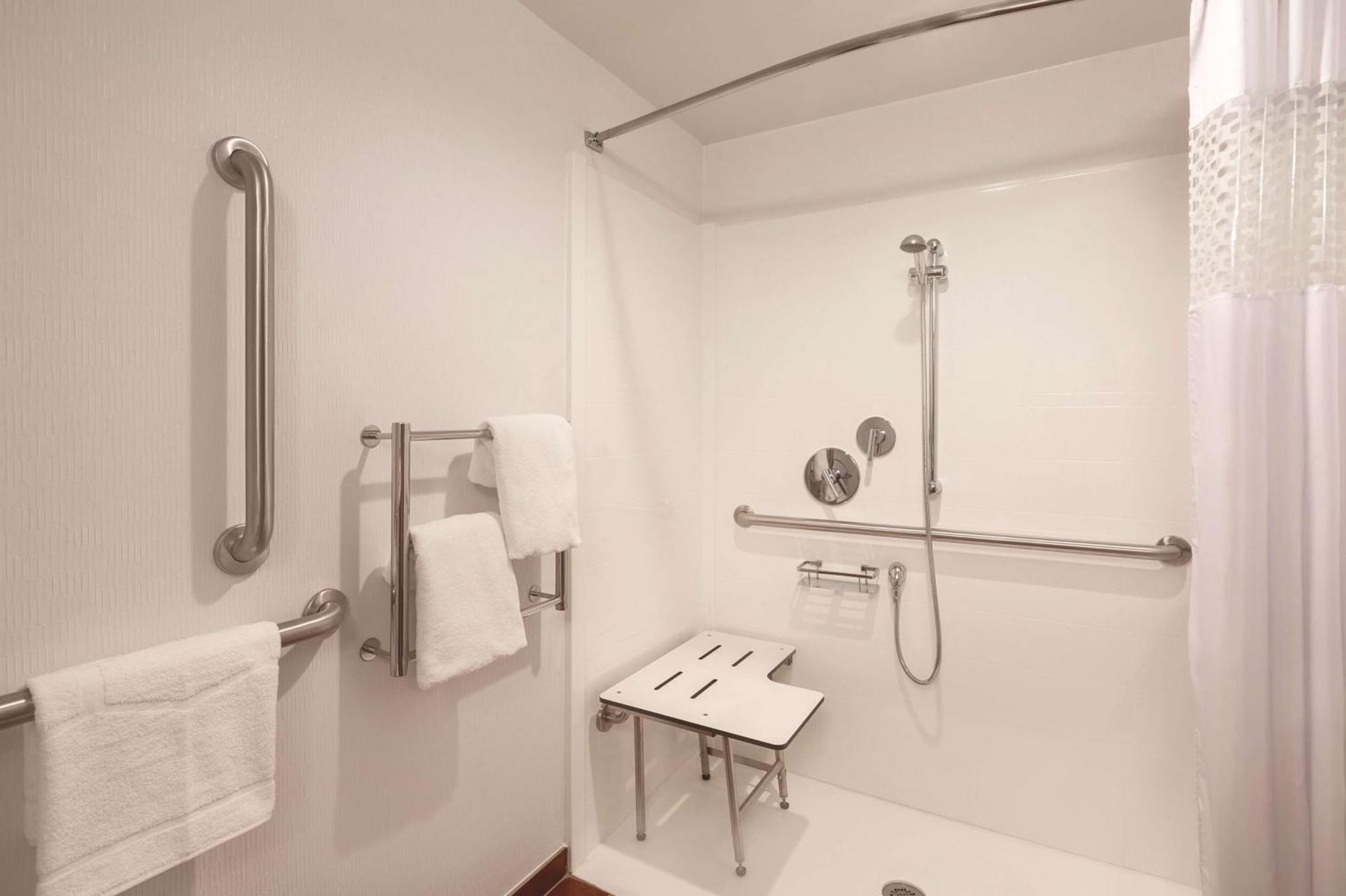 Hampton Inn Des Moines-Airport Extérieur photo